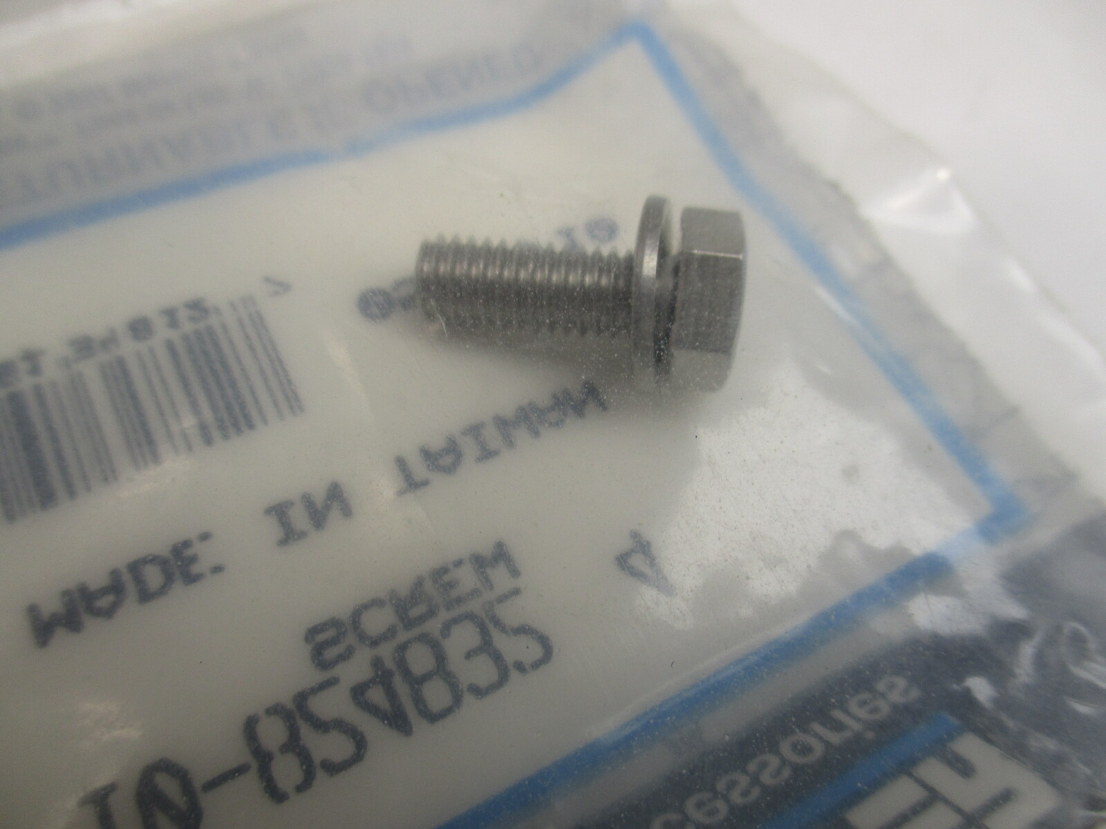 10-8248324 Fits Mercury Mariner Force SportJet Outboard Screw M6 x 16