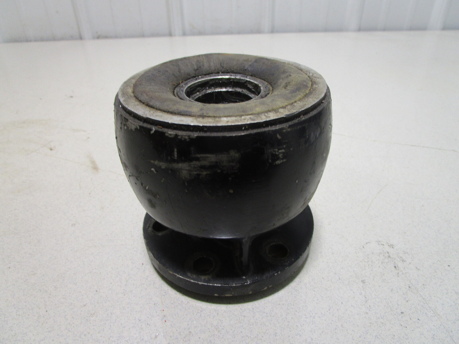 32492A5 Mercruiser Stern Drive 4 6 & 8 Cylinder Engine Coupler