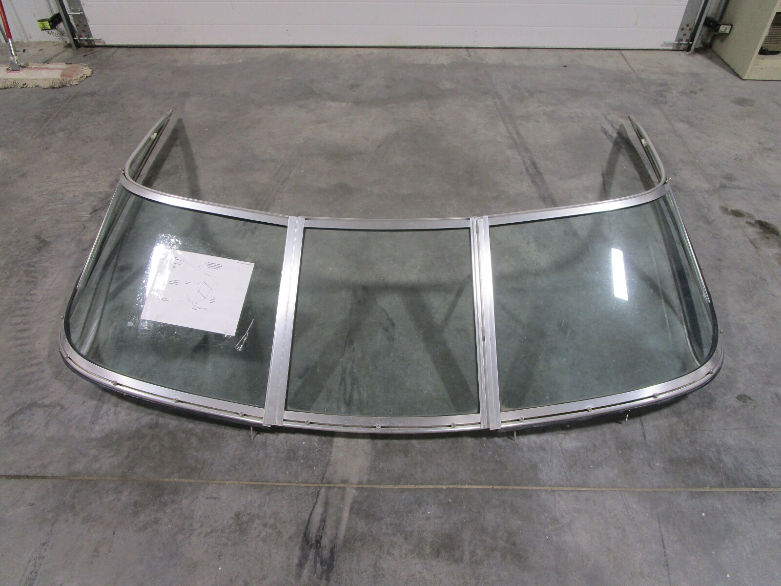 2000 Four Winns Horizon 170 Curved Boat Windshield Walk-Through