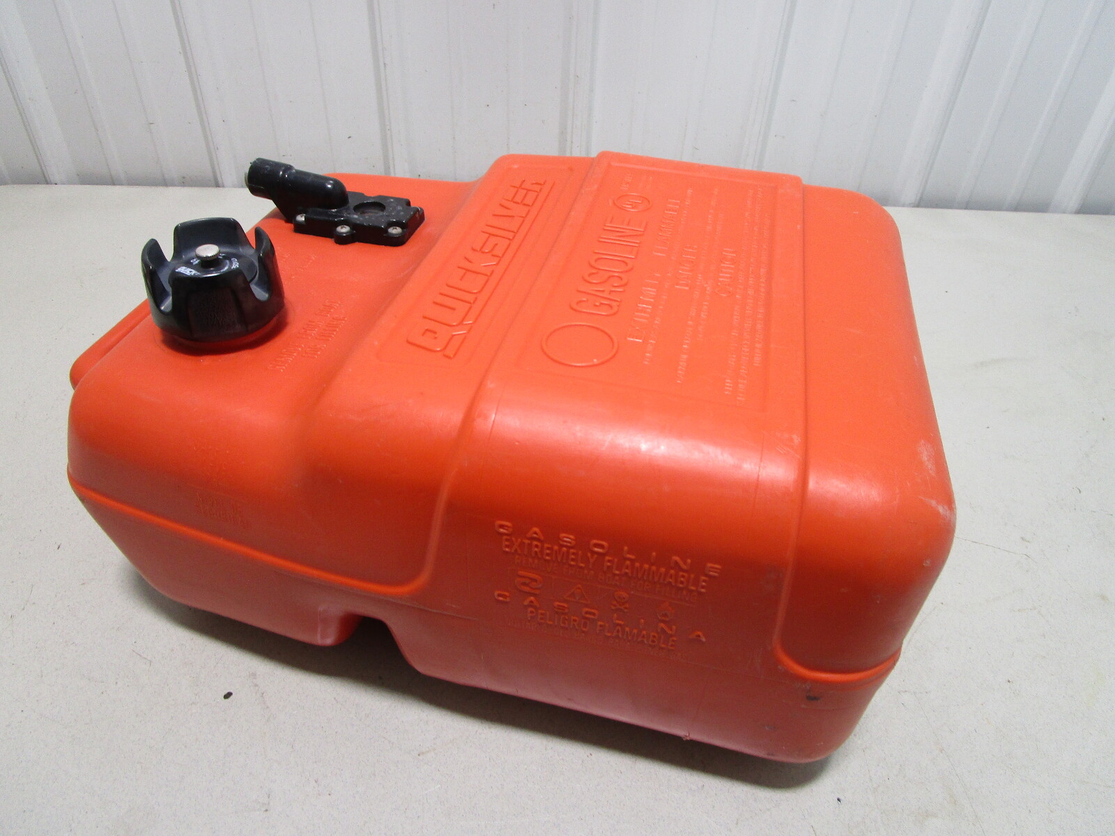 Quicksilver Mercury Marine Outboard Boat Fuel Gas Tank Plastic 6.6 Gallon