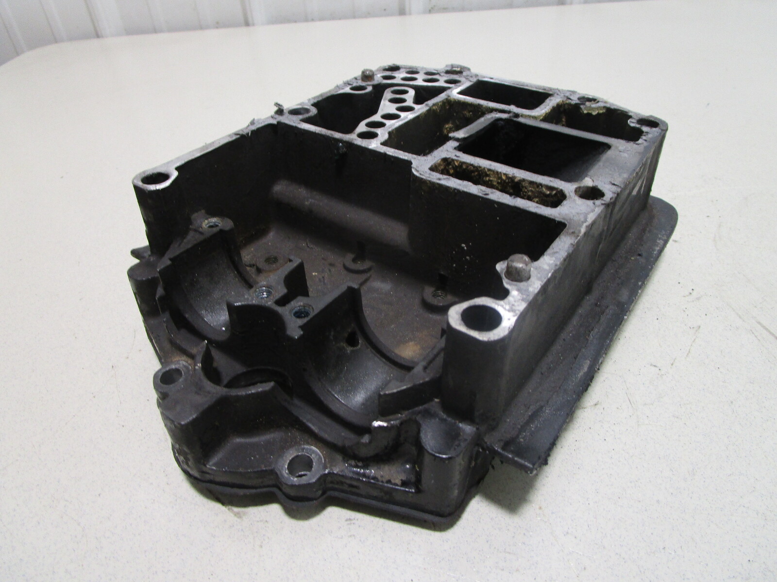 881912T01 Mercury Optimax 115 Hp Outboard Exhaust Adapter Plate