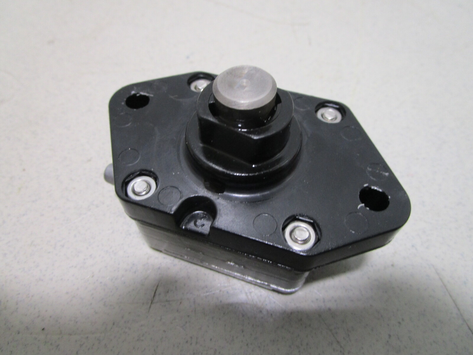 5033371 BRP JOHNSON Fuel Pump 4-6 Hp 4Stroke 2003-2006 GBP004416