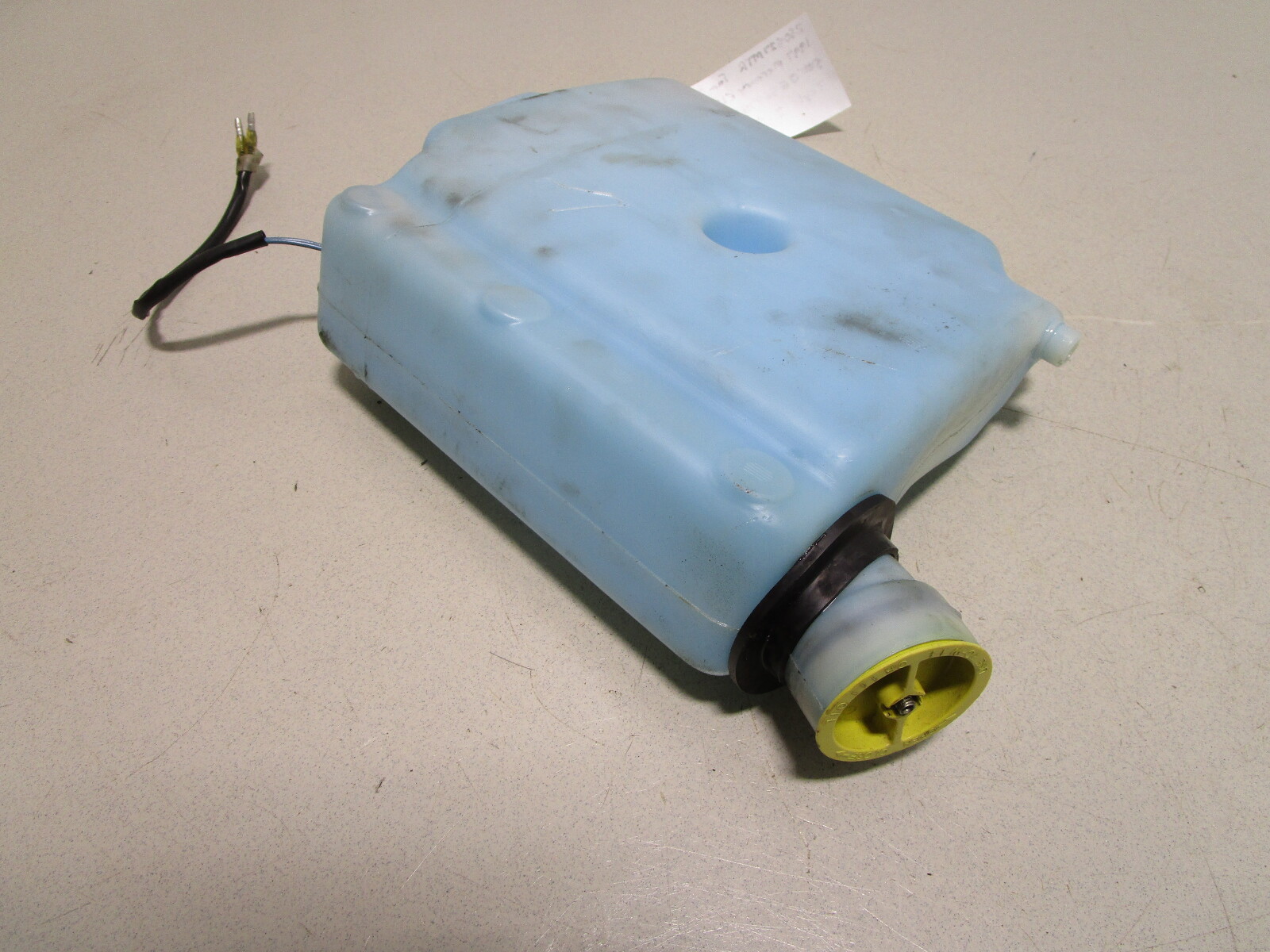 1277-828361A2 828361A2 Mercury Mariner Outboard 65Jet, 75 90 Hp 3 Cyl Oil Tank