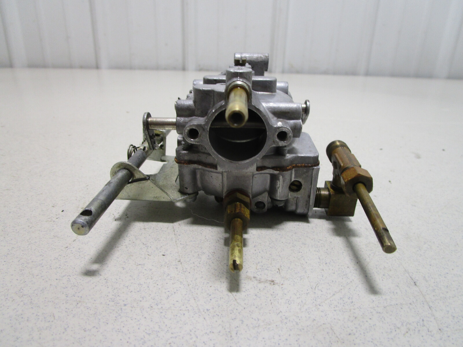 276981 1950-1953 Evinrude 7.5 hp Fleetwin Carburetor Tillotson MD-34B