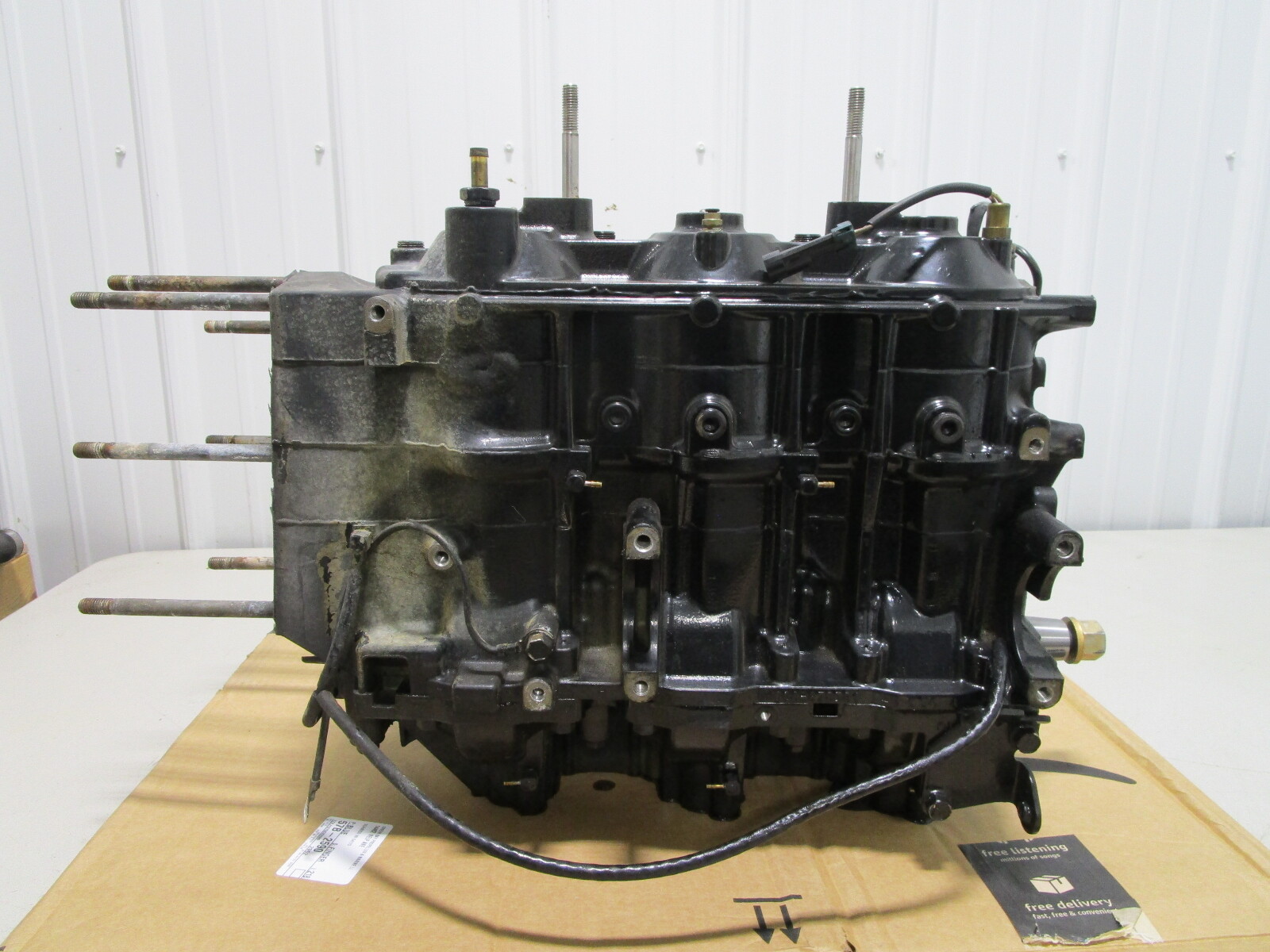 891767A04 Mercury Mariner 115 Hp 3 Cyl  Complete Powerhead Engine Block 2006