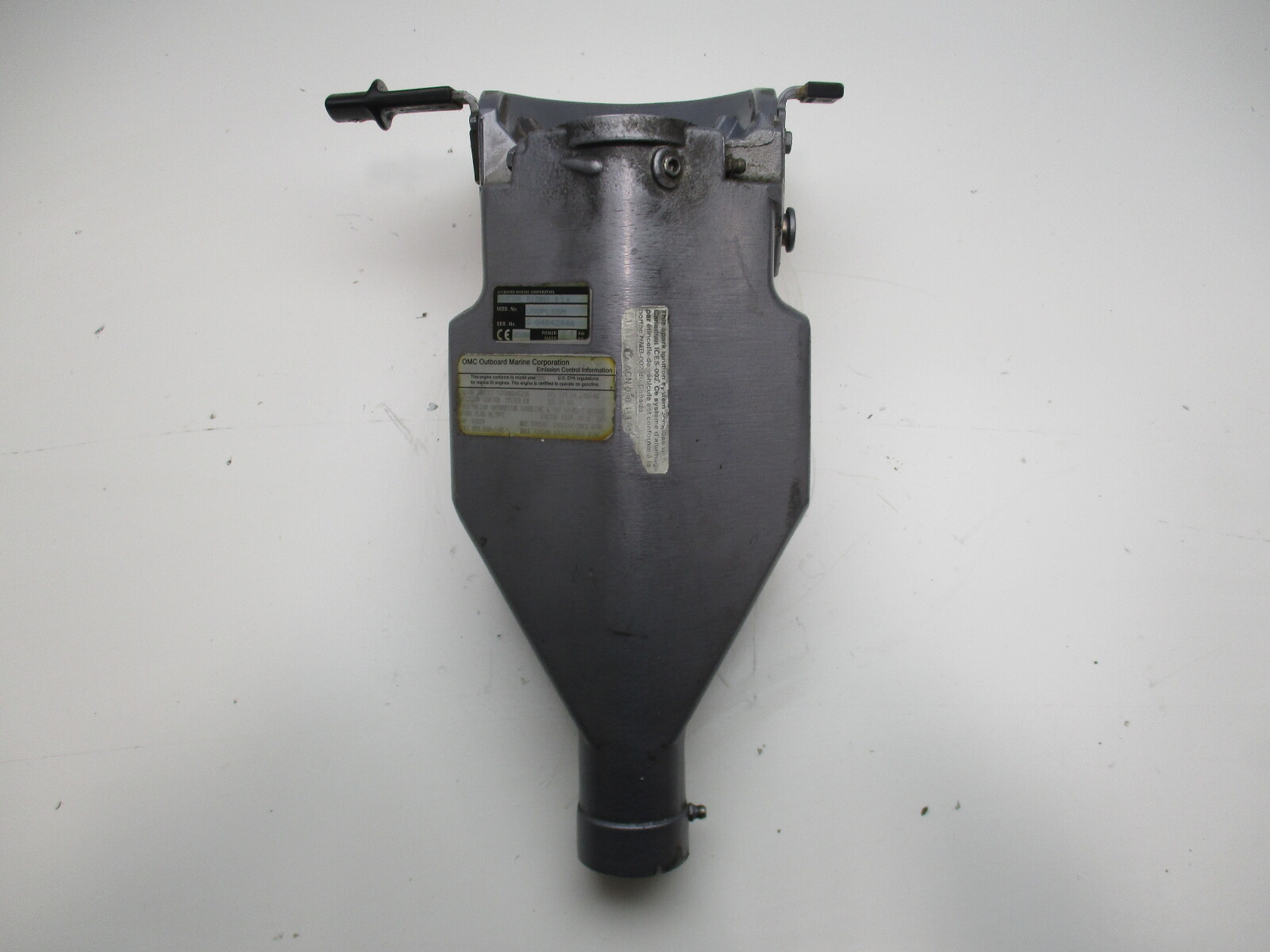 332439 0332439 Johnson Evinrude 48 50 55 HP Center Tilt Swivel Bracket