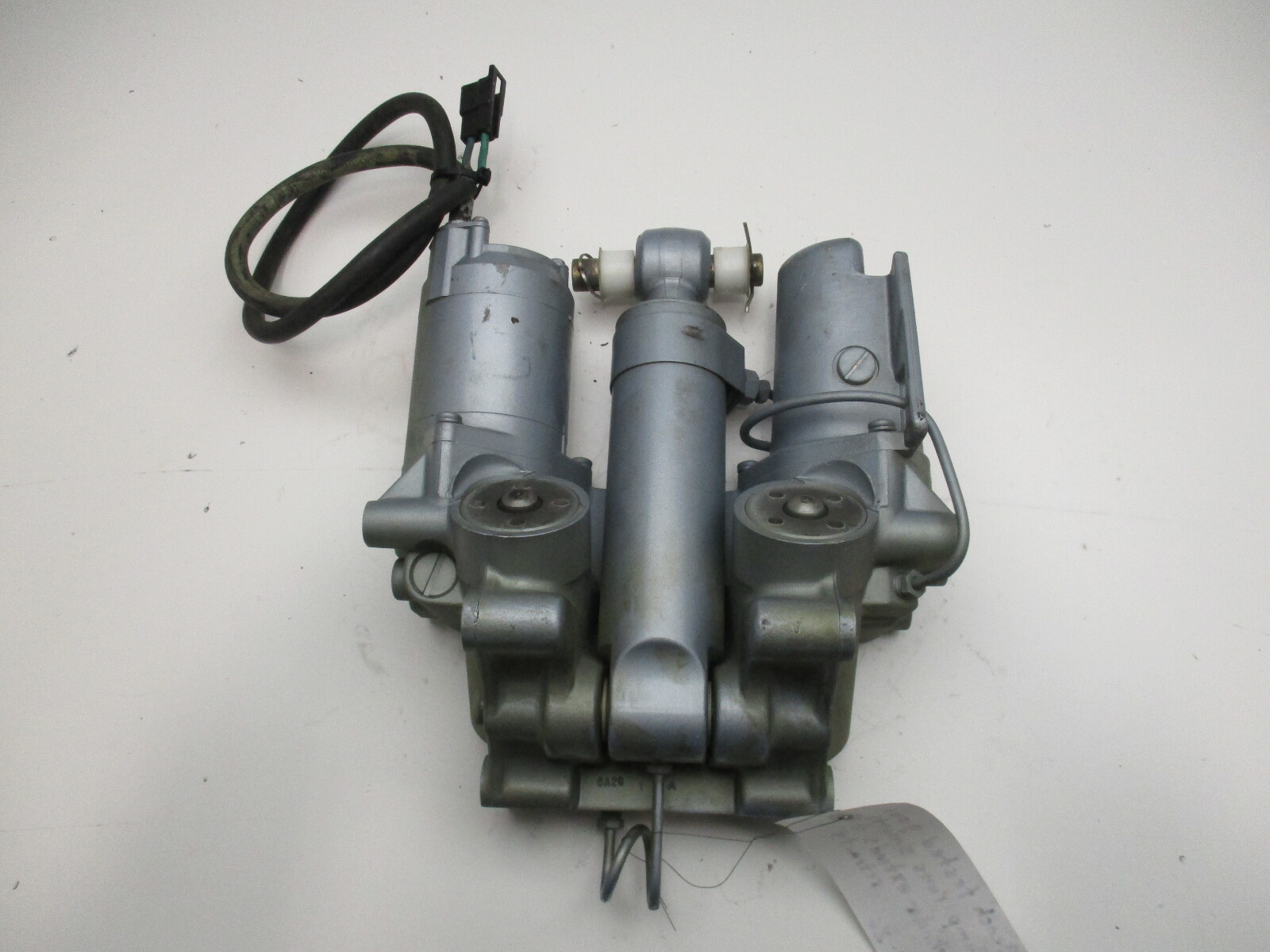 0395088 Hydraulic Trim & Tilt Unit for Evinrude Johnson 70-235Hp