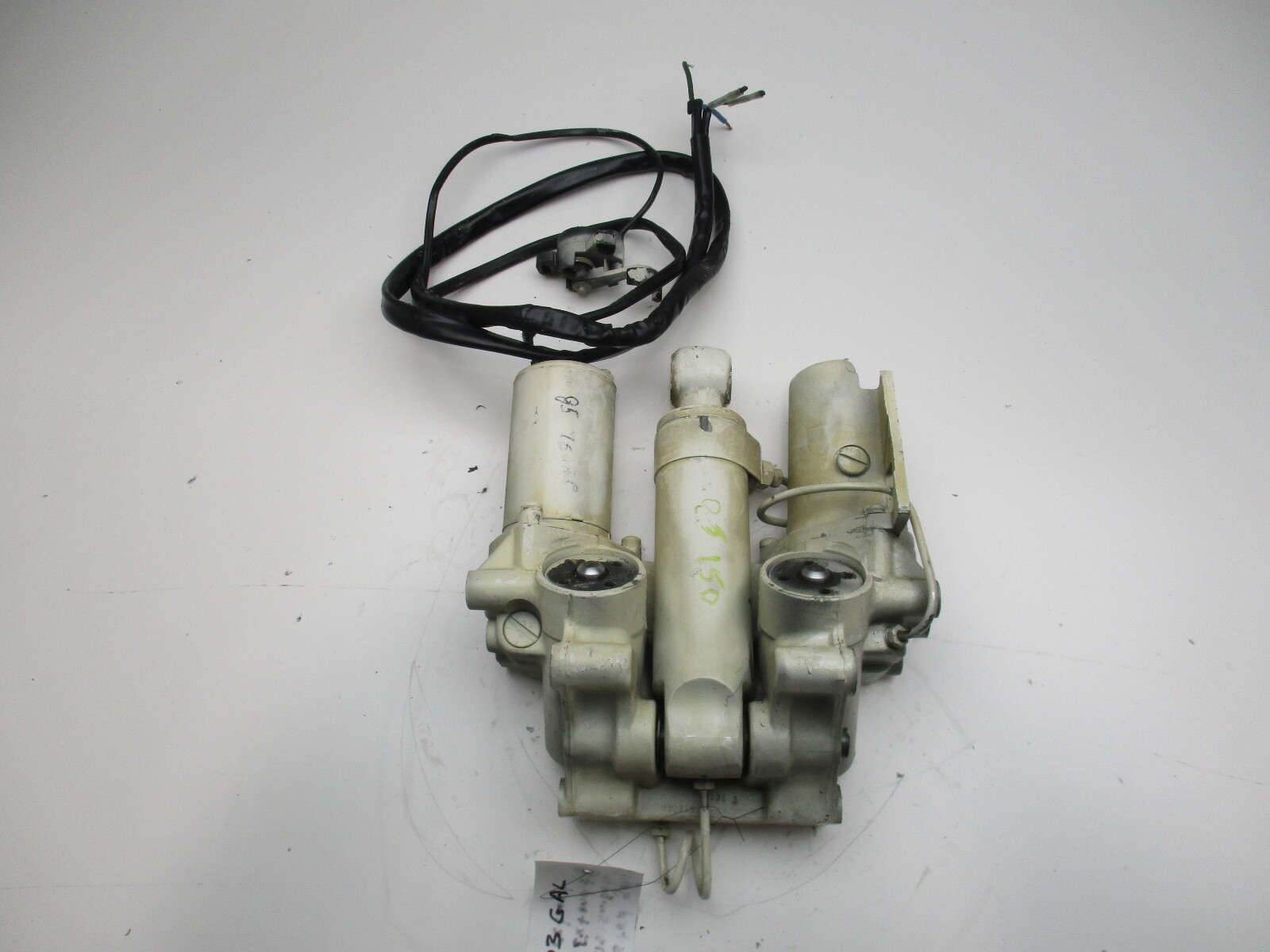 0395088 Hydraulic Trim & Tilt Unit for Evinrude Johnson 70-235Hp