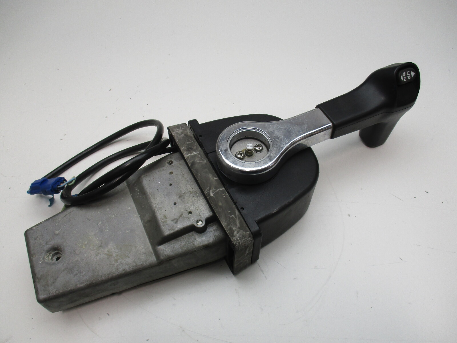 HONDA 06240-ZW5-U40 SINGLE ENGINE TOP MOUNT REMOTE CONTROL FOR PARTS ONLY