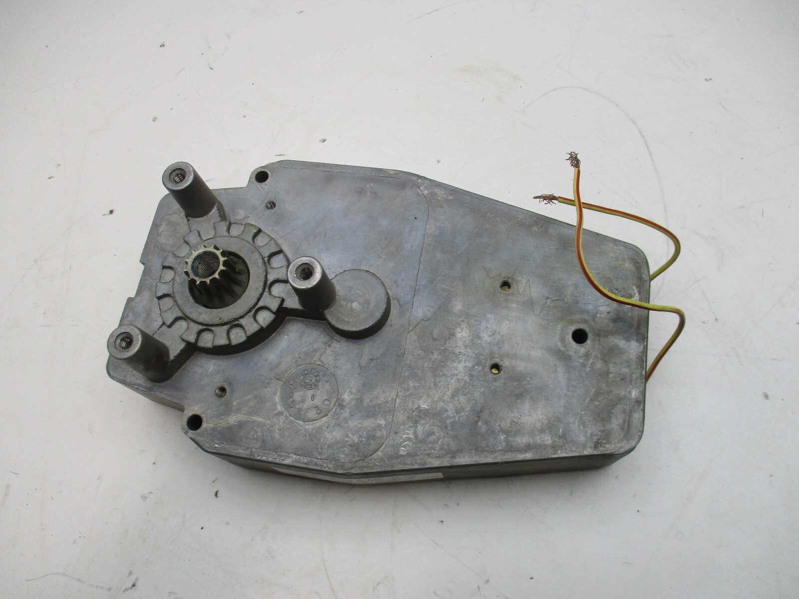 827270A25 Mercury Commander 3000 Mercruiser Remote Control Panel Mount Bayliner