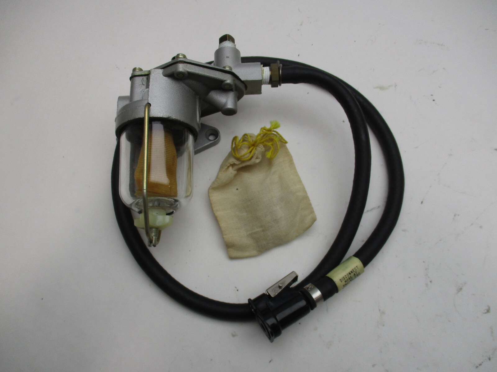 NEW OEM 377381 0377381 OMC Johnson Evinrude Primer Filter Kit