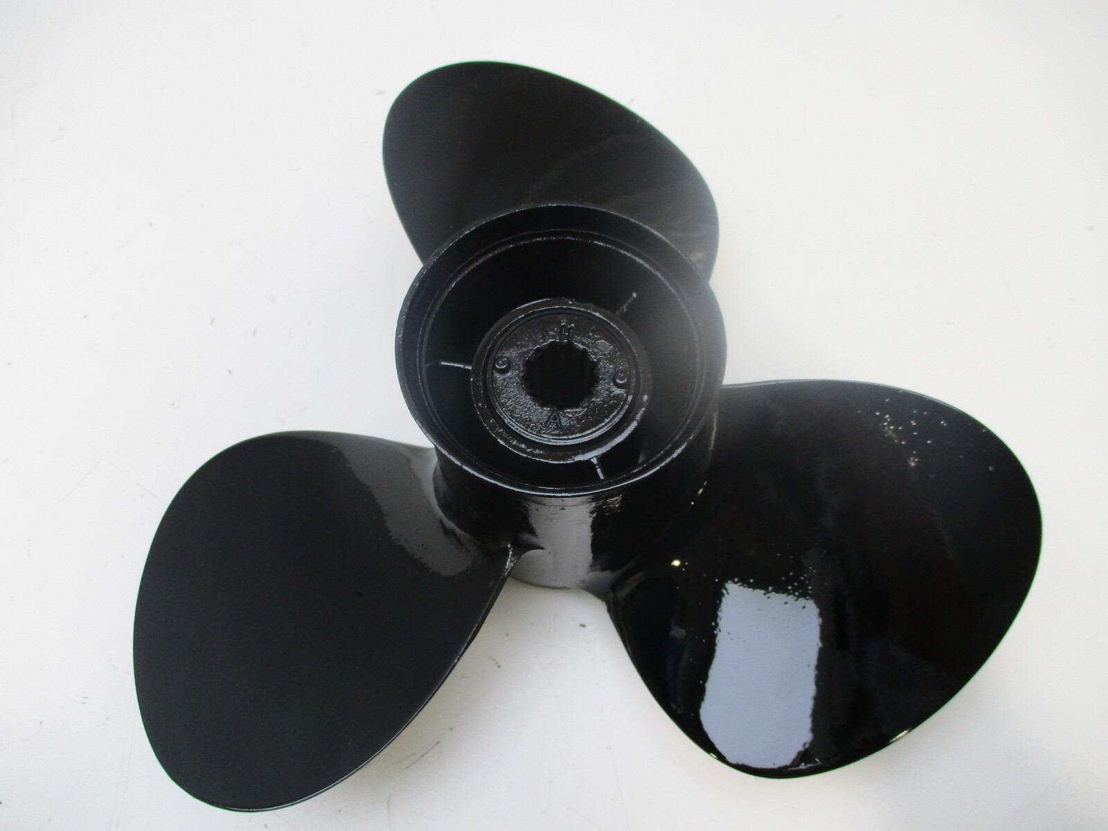 87818A10 12.25 x 9 Pitch Prop Mercury Mariner 25-70 HP Outboards 13 Spline GBP005489