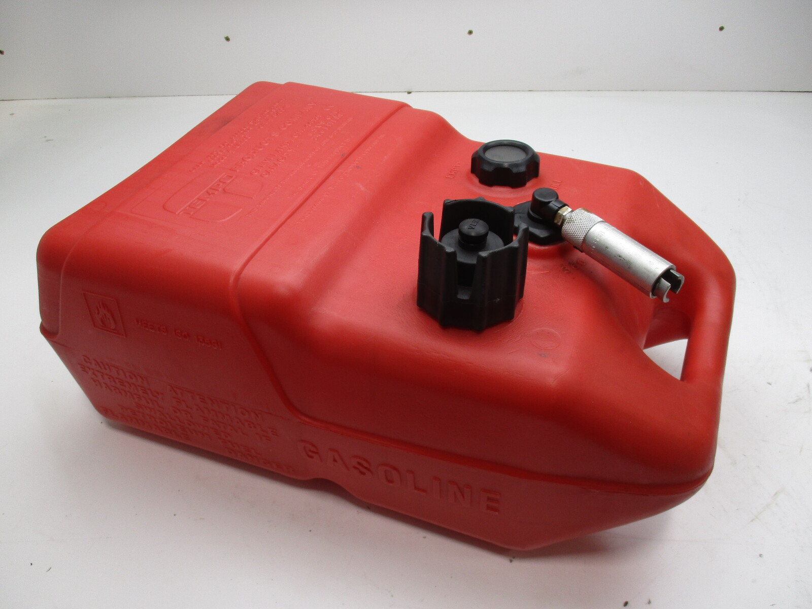 TEMPO 620049 6.5 Gallon Ultra 6 Portable Fuel Tank Red Plastic Marine