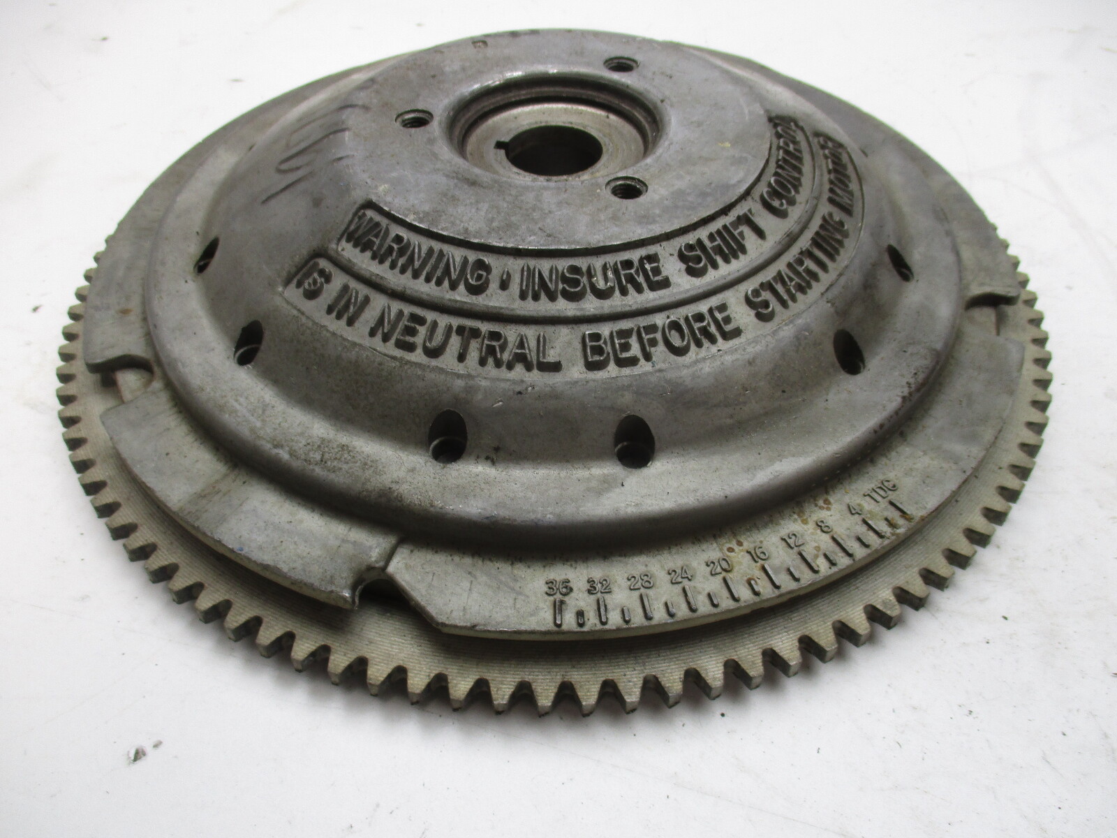 581850 511044 Evinrude Johnson V4 Outboard Flywheel 90 100 115 140 HP
