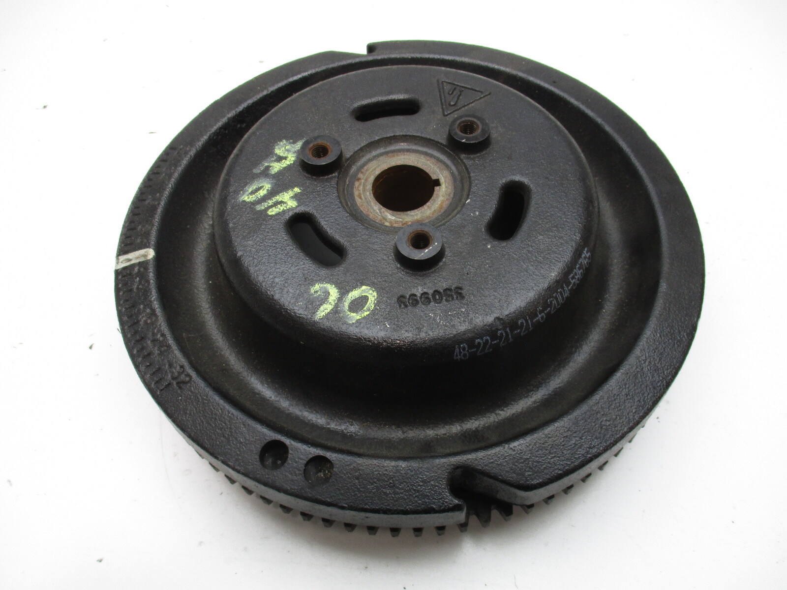 0586964 586964 0586765 586765 OMC Evinrude ETec 40-90 Hp Outboard Flywheel GBP005565