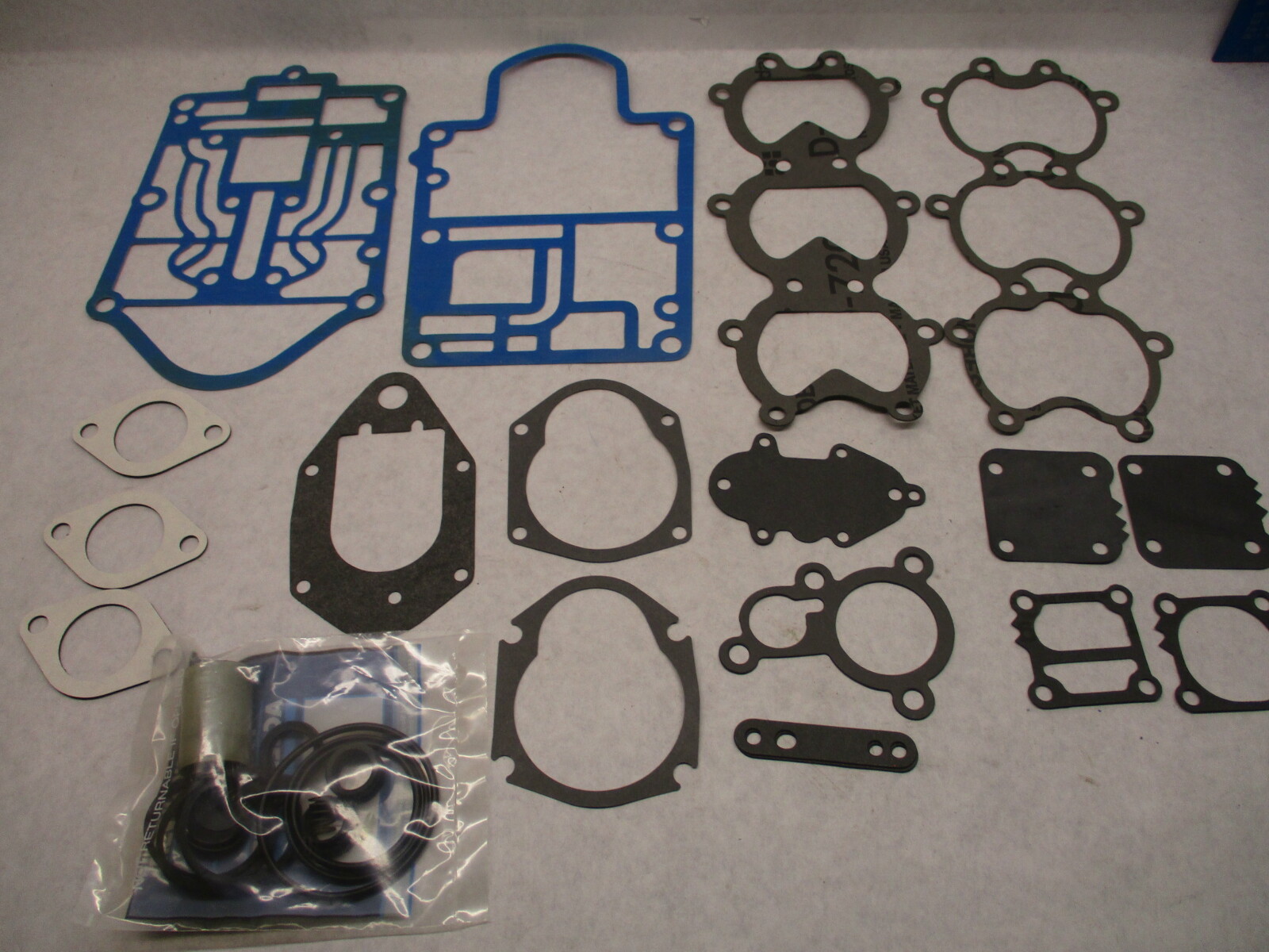 27-812867A96 Engine Gasket Set Parts for Mercury Mariner 50-60 HP 40-45 JET GBP006661