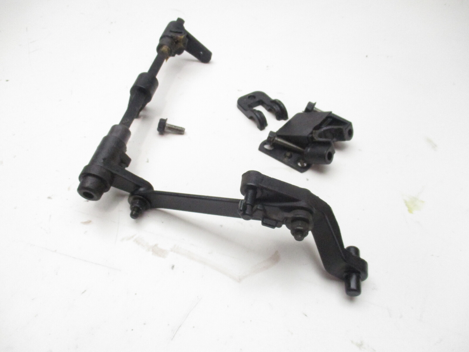 821483A6 Horizontal Shift Shaft for Mercury Mariner 50 HP Outboards