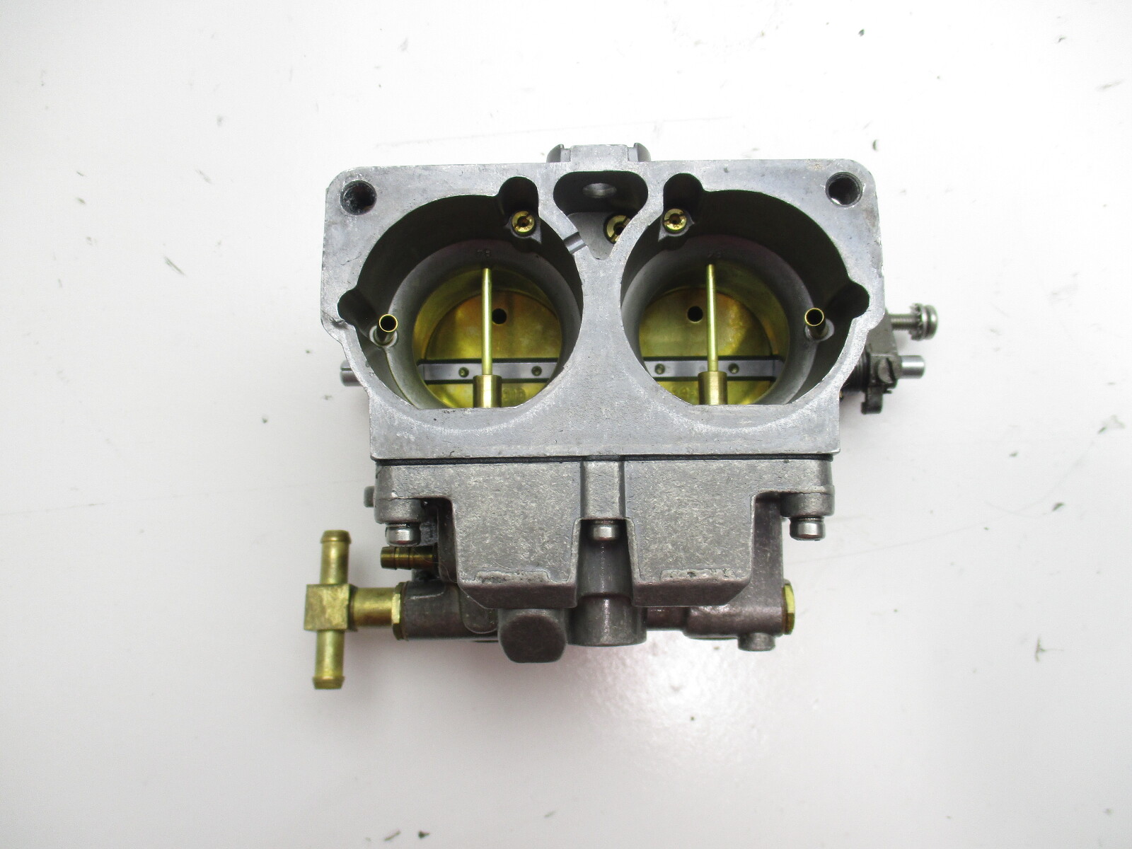 3326-828272A1 Mercury Mariner 135Hp Outboard Top Carburetor WMV-1-1