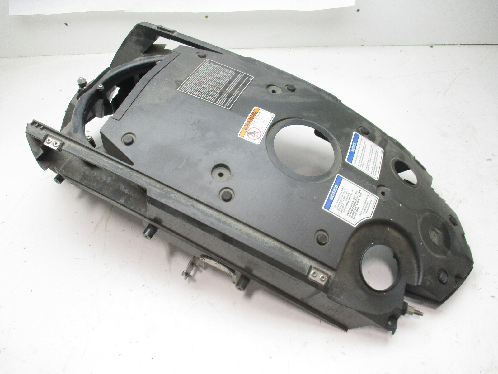Evinrude 150 HP 2 Stroke ETEC G2 Center Frame Assembly PN 5010138 Fits 2012+