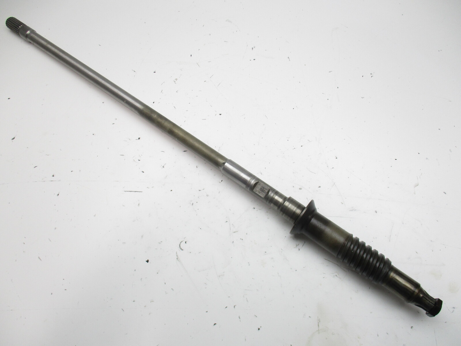 0394613 OMC Evinrude Johnson 88-140 HP V4 Outboard 20" Driveshaft