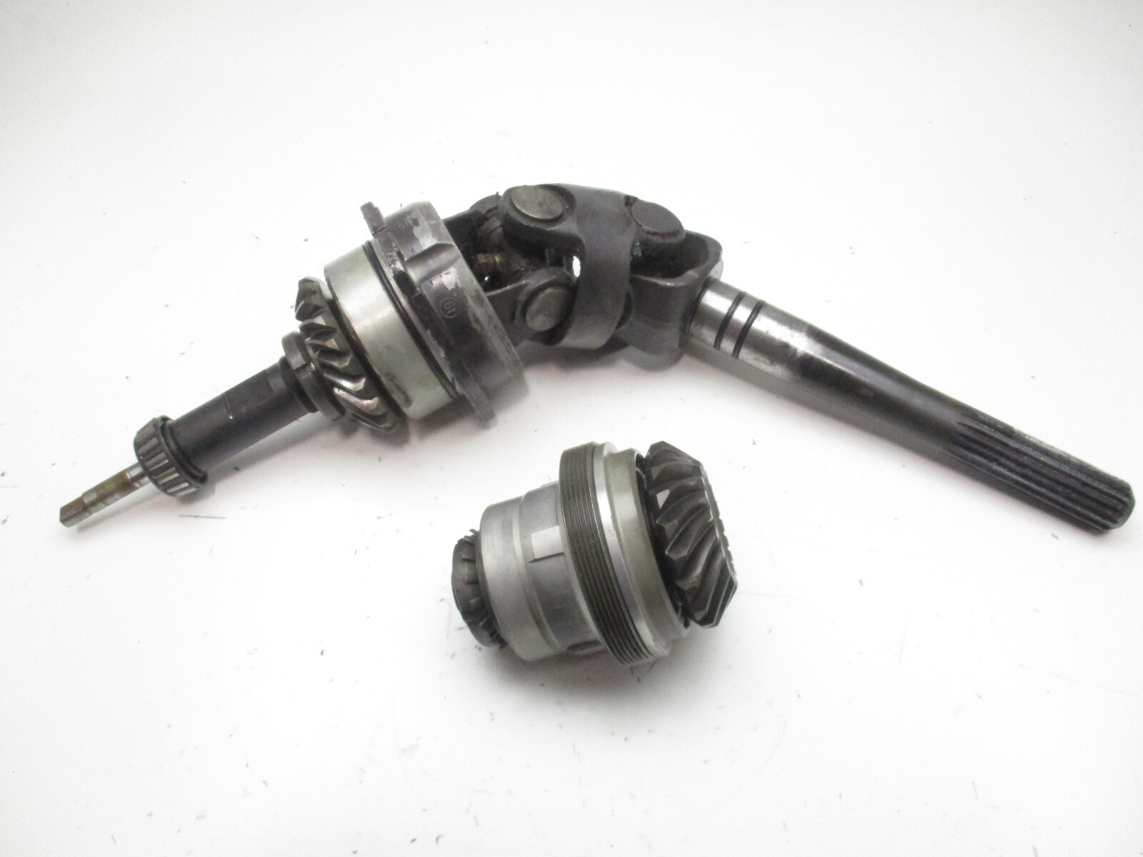 0984013 21:19 Gear Set & Drive Shaft for OMC Cobra Stern Drive Upper Unit 4.3 V6