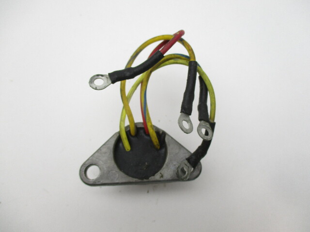 0581778 18-5709 Evinrude/Johnson Outboard NEW Alternator Rectifier 10-60 Hp