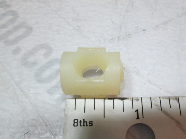 308035 0308035 Casing Guide Insert Evinrude Johnson OMC Controls
