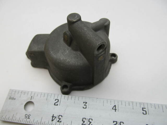 0379965 379965 Evinrude Johnson Outboard Carb Float Chamber Body 1968-1970 40 HP