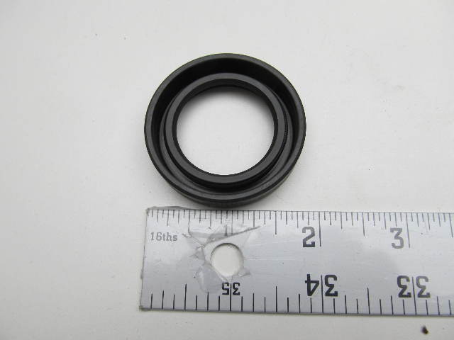 404941 Vintage OMC Evinrude Bobcat & Norseman Snowmobile Eccentric Seal