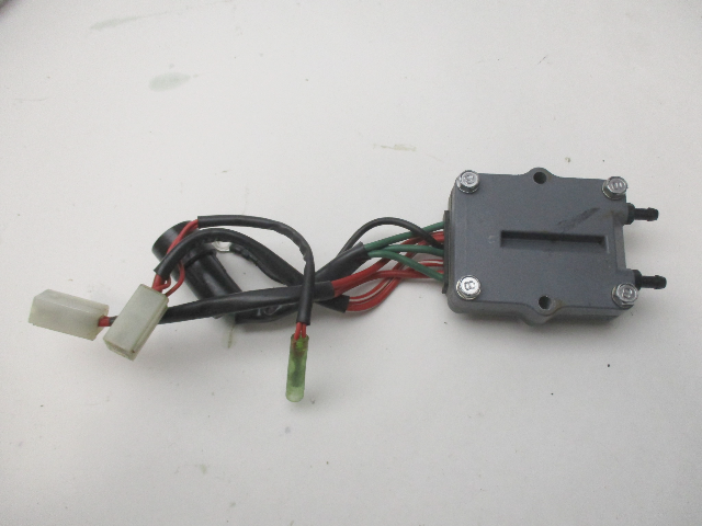 61A-81960-01-00 Yamaha Outboard Rectifier & Regulator and Cover 61A-81972-00-1S