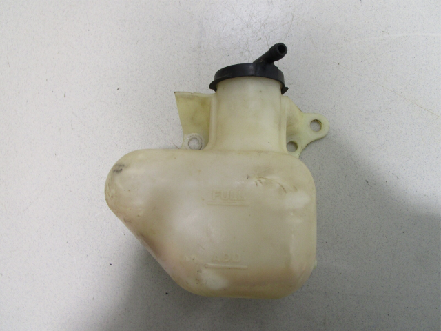 91987A1 Mercruiser 165 170 180 190 470 Coolant Recovery Bottle 1980-89