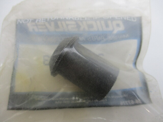26-819293 Force  Sears 25-50 HP Outboard Driveshaft Spline Seal NLA