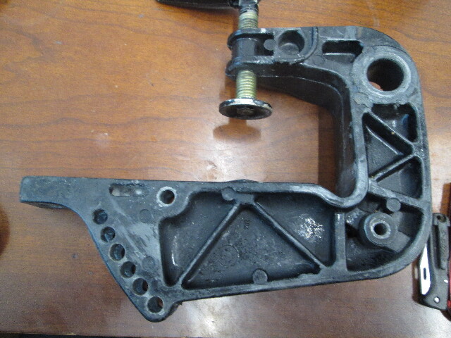 1497-8796A7 STBD Transom Stern Clamp for Mercury Mariner 9.9-25 Hp Outboards