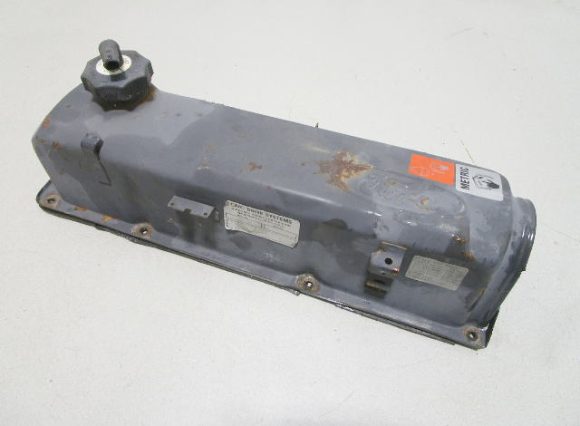 0986384 986384 0984880 984880 OMC Cobra 2.3L Ford Valve Rocker Cover