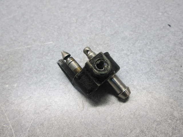 0376154 Fuel Connector for Evinrude Johnson Outboards 1968-05