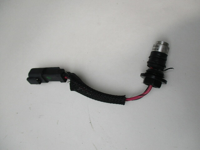 0586140 586140 OMC Engine Temp Sensor, Port Evinrude Johnson 90-225 HP