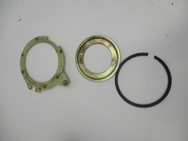 338215 Retainer and Link for Evinrude Johnson 15 Hp Outboard 0322102 0322435