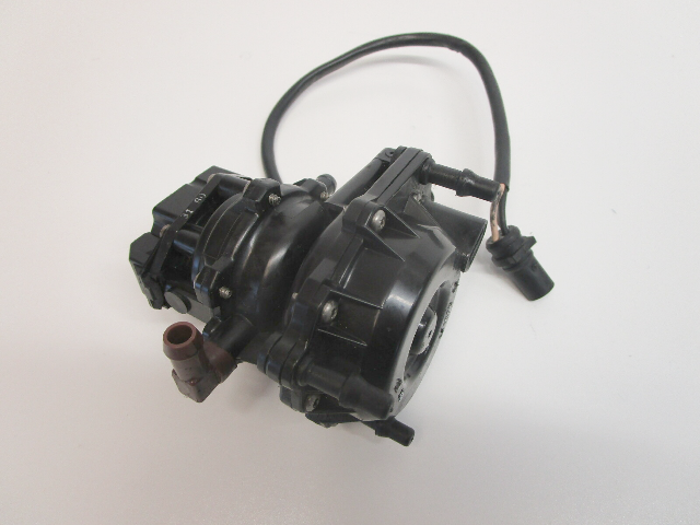 0174875 Evinrude Johnson VRO2  Fuel Pump 3 Wire 1989-90 40-50 HP Parts Only