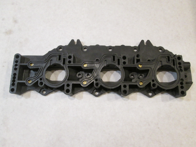 433249, 0433249 Evinrude Johnson STBD Side Intake Manifold 150/175 Hp NLA