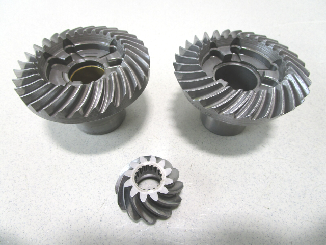 0397627 0332489 OMC Evinrude Johnson 40 50 HP Forward Pinion Reverse Gear Set