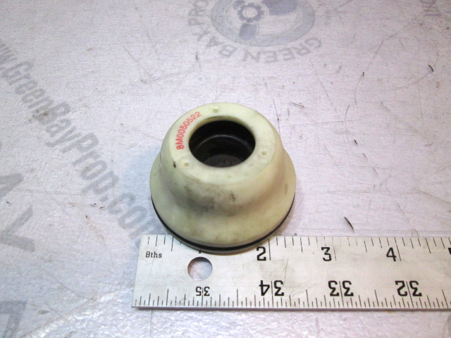 8M0057748 Driveshaft Carrier Mercury 75-150HP 4 STK Outboard