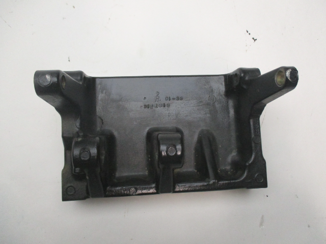 818771T1  Mercury Mariner Outboard Anchor Bracket 8M0086406