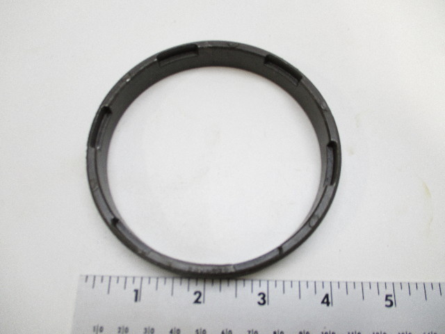 3852262 OMC Cobra SX & Volvo SX Upper Unit Bearing Retaining Ring