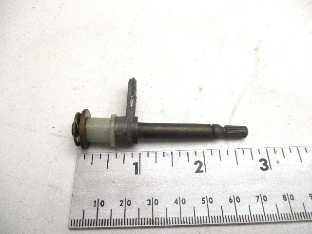 592931 0592931 OMC Carburetor Arm & Shaft Evinrude/Johnson 18-25HP Vintage