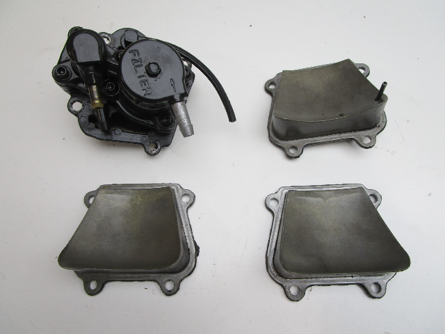 FA411222 FA686431 817870A1 Force 25-125 HP Transfer Port Fuel Cover & Pump 89-92