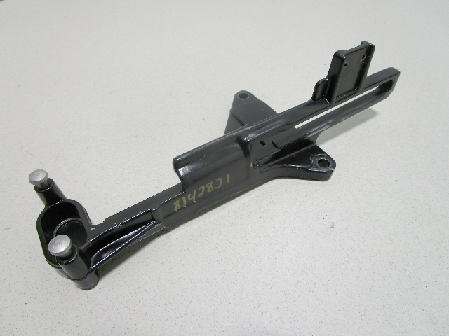 8142831 Mercury Mariner 135-200 Hp Outboard Shift Cable Anchor Bracket