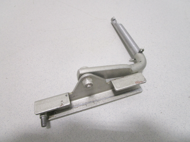 395475 323089 Evinrude Johnson Outboard Shift Lever & Link