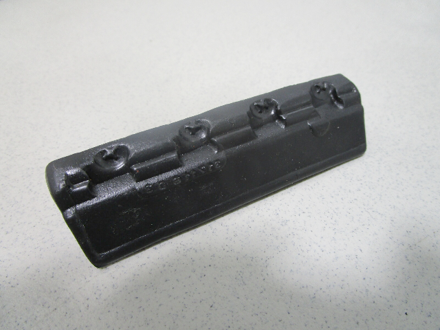 322684 0322684 Johnson Evinrude 1977-1985 Filler Block 85Hp 90Hp 115Hp 140Hp