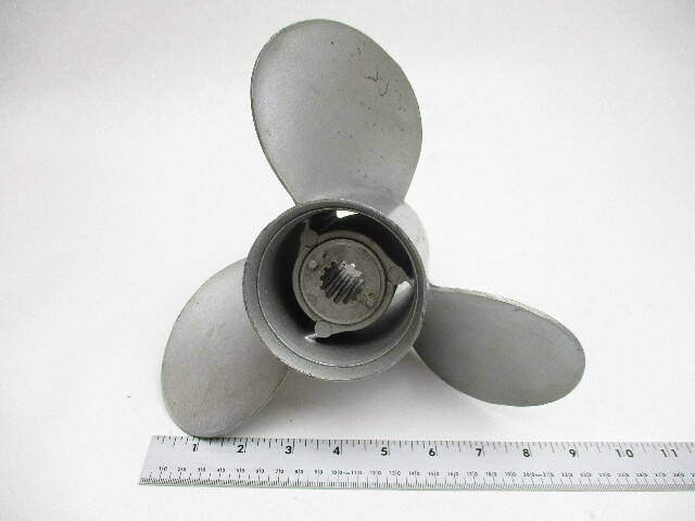48-73146A4 10" X 19 Pitch Prop for Mercury Mariner 35-70HP Outboards 13 Spline