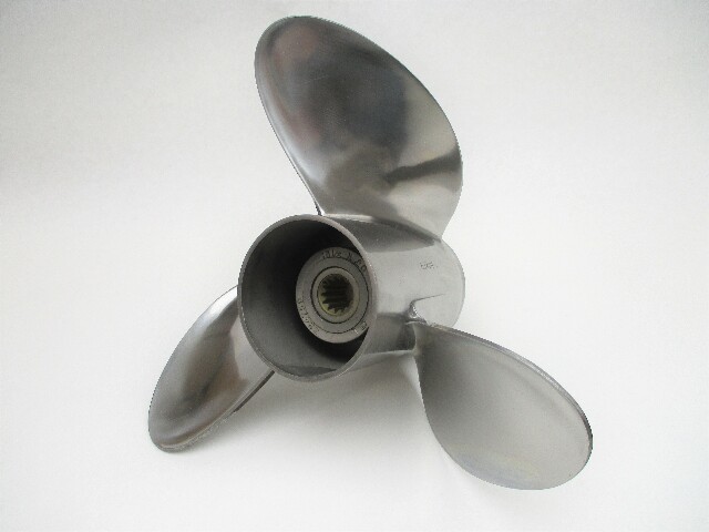 394759 13 1/2" X 20P Raker Prop for Evinrude Johnson 40-140 Hp & OMC 4 1/4" Hub